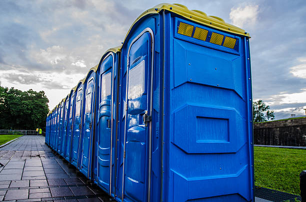 Portable Toilet Options We Offer in Poplar Cotton Center, CA